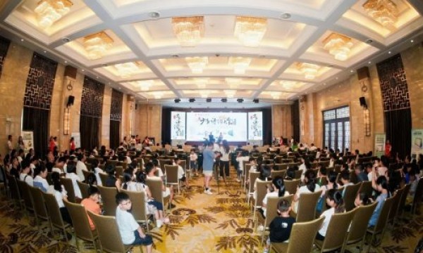 诗涌赣鄱，少年风华丨2025江西少年诗词大会省级大会在龙虎山圆满收官